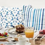 Cyclades - Semi Based With Indoor Garden - Part Of White Dunes Luxury Boutique Frühstückspension